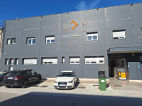 Poslovni prostor:  uredsko-skladišni, TTTS, 600 m2
