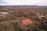 Prodaja kuće i lijepog dvorišta, Zmijavci - Imotski