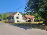 Prodaja, staro imanje s kućom, Gornja Reka, Jastrebarsko