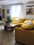 Prodajemo dvosoban stan s dnevnim boravkom,Split,58M2+100m2,Visoka