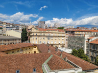 Rijeka, Centar, 109 m2, za adaptaciju