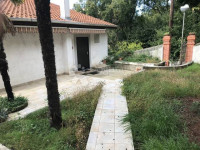 Samostojeća kuća Bulevard, 250 m² plus garaža 54,59m2