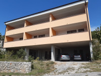 SENJ - Roh-bau apartman, blizu mora