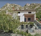 Senj, Živi Bunari, dvojna kuća od 114m2