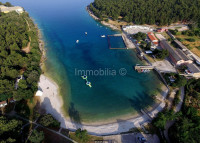 TOP GRAĐEVINSKO  ZEMLJIŠTE 600 m2 U ŠUMICI ,250m PLAŽA! LUNGOMARE