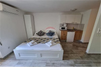 Top ponuda - Novalja, Centar - KUĆA S 5 STUDIO APARTMANA - NAJAM