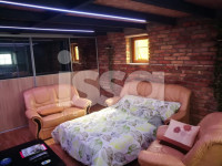 TRNJE, TROSOBNI DVOETAŽNI STAN, 86m2, 950€