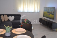 Trogir - Stan na dugoročno 62m2 + 180m2 vrta