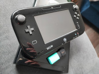 Nintendo Wii U modificiran 256gb + 32gb