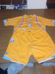 DINAMO RIJEDAK STARI DRES KOMPLET ORIGINAL