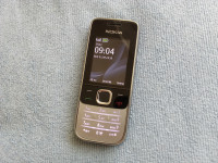 NOKIA 2730 c (KAO NOVA) HR jezik, SVE mreže, NOVA BATERIJA, Punjač