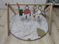 Prodam baby gym Tiny Love Boho Chic