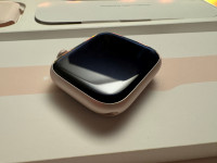 Apple Watch 9 Pink 41mm ODLIČNO STANJE