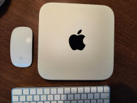Apple Mac Mini M2 8 cores, 8gb RAM, 256GB drive + Apple miš+tipkovnica
