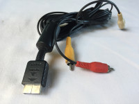 AV kabel za Sony Playstation 1, 2 i 3, ispravan