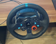 Volan Logitech Driving Force G27 za PS, PC, top stanje - KupujemProdajem