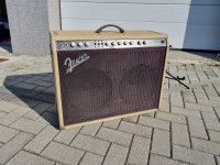 Fender Dual Professional 100 Watt, 2x12