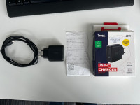 Punjač USB-C 65W (uvinerzalan za laptope)