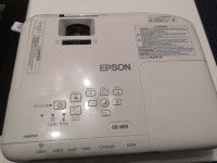 EPSON EB-W51