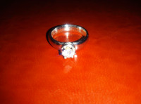 Srebrni prsten sa bijelim kamenom 925, 18mm, 5g