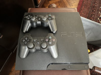 PlayStation 3 Slim 320GB, MODIFICIRAN, 2000+ igara, dva kontrolera