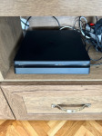 PlayStation 4 500gb + 2 joysticka. Red Dead Redemptin 2