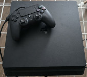 Playstation 4 slim