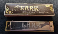 USNA HARMONIKA - LARK