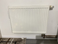 Radiator 600 x 1200 sa termostatsk glavom i ventilima.