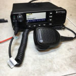 Mobilni radio MOTOROLA XPR5550e VHF 136-174MHz