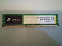 Crosair 2Gb DDR3 pc memorija