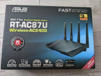 Router Asus RT-AC87U, AC2400, Dual band 2.4GHz/5GHz, 1×WAN, 4×LAN