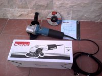 Makita 1400W flekserica 125mm 9565CVR 2800-12000 o/min NOVO!! Akcija!!