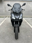 Aprilia SR GT 200