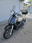 Piaggio Beverly tourer 300