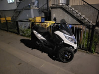 Piaggio MP3 300