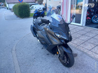 Yamaha T-MAX 560