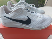 Sprinterice Nike Zoom Rival Distance, 43