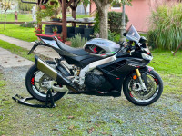 Aprilia RSV4 1100 cm3