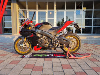 Aprilia Rsv4 factory 999 cm3