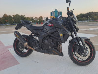 Suzuki GSX-s 750