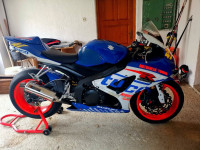 Suzuki GSXR K7  1000 cm3