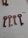 4 starinska ključa
