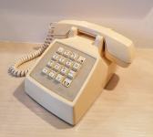 ORIGINAL "AT&T -100- Ivory Push Button " TELEFON iz 1980-tih !!!