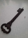 željezni ključ (vješalica) 33,5 cm