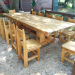 Masivni hrastov stol sa 12 stolica