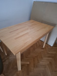 Stol i 4 stolice 80 EUR