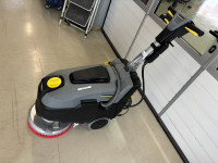 Karcher BD 40 12 C Bp - akumulatorski čistač podova