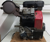 Vanguard Briggs and Stratton motor