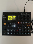 Elektron Digitakt + RK-002 Midi kabel